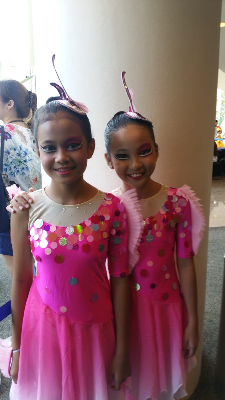 Chinese Dance Image4.3